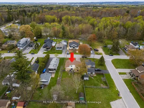 21 Pleasant Avenue East Gwillimbury ON L9N 1A1
