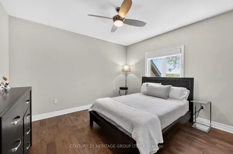 60 Colborne Street Bradford West Gwillimbury ON L3Z 1C5