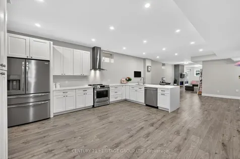 60 Colborne Street Bradford West Gwillimbury ON L3Z 1C5
