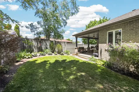 60 Colborne Street Bradford West Gwillimbury ON L3Z 1C5