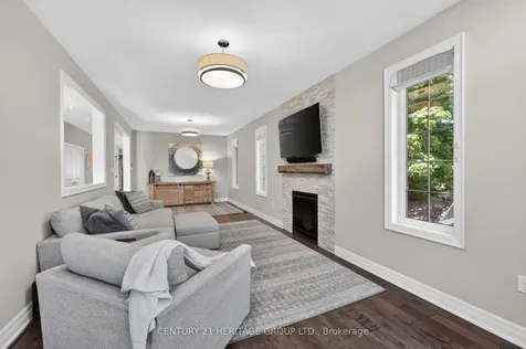 60 Colborne Street Bradford West Gwillimbury ON L3Z 1C5