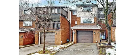 8 Dunkeld Way Markham ON L3T 4Y9
