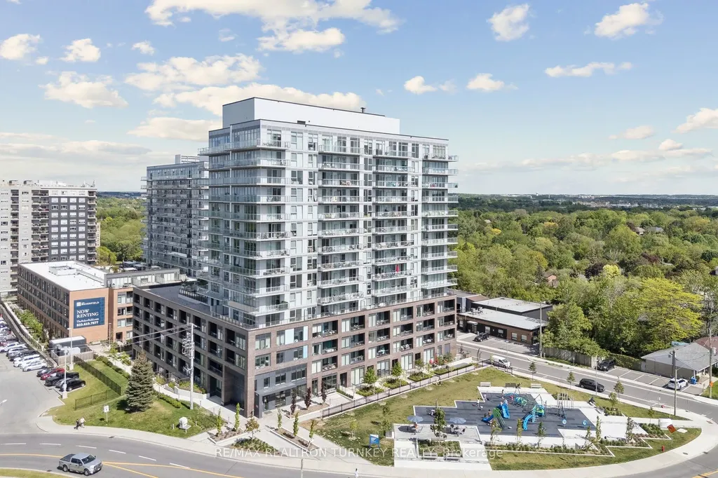 185 Deerfield Road N Newmarket ON L3Y 0G7