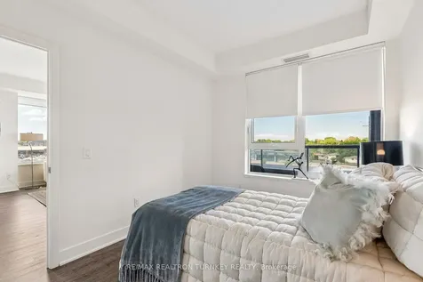 185 Deerfield Road N Newmarket ON L3Y 0G7