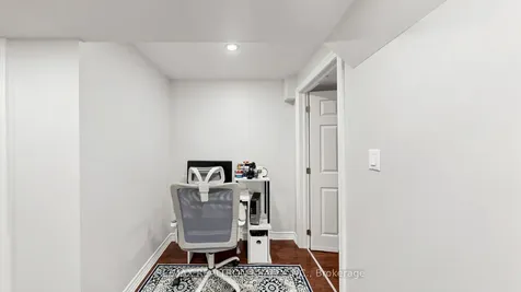 75 Gosnel Circle Bradford West Gwillimbury ON L3Z 0G2