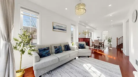 75 Gosnel Circle Bradford West Gwillimbury ON L3Z 0G2