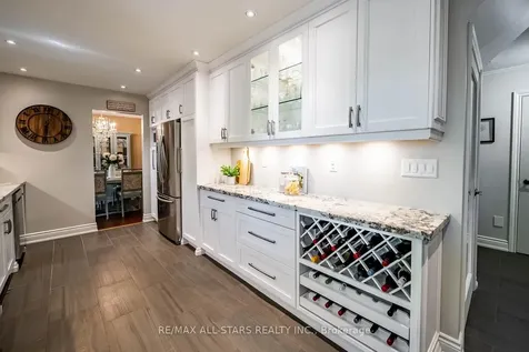 127 Church Street Markham ON L3P 2M2