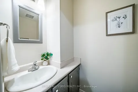 127 Church Street Markham ON L3P 2M2