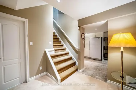 127 Church Street Markham ON L3P 2M2