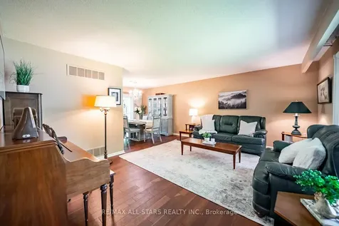 127 Church Street Markham ON L3P 2M2