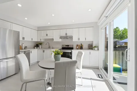 46 Matthew Drive Vaughan ON L4L 9B4
