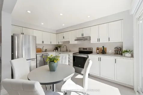 46 Matthew Drive Vaughan ON L4L 9B4