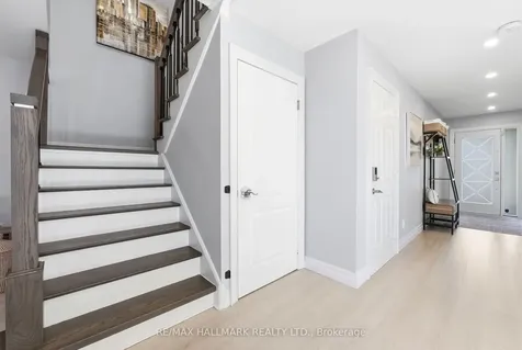 46 Matthew Drive Vaughan ON L4L 9B4