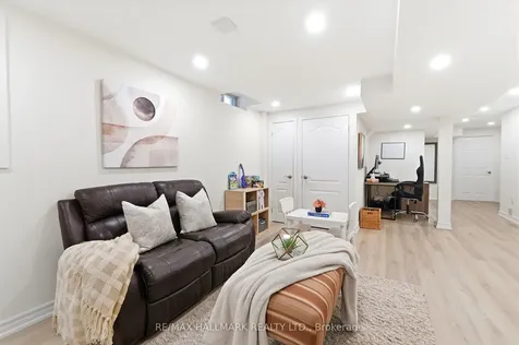 46 Matthew Drive Vaughan ON L4L 9B4