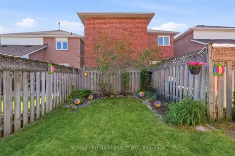 46 Matthew Drive Vaughan ON L4L 9B4