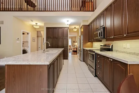 46 Oasis Way Markham ON L6E 0B6