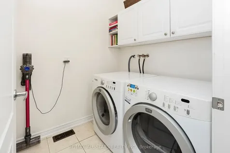 46 Oasis Way Markham ON L6E 0B6