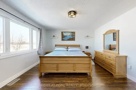 78 John W Taylor Avenue New Tecumseth ON L9R 0C9