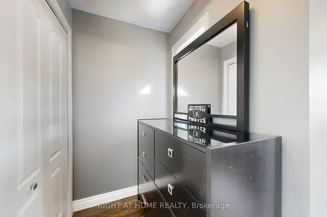 78 John W Taylor Avenue New Tecumseth ON L9R 0C9