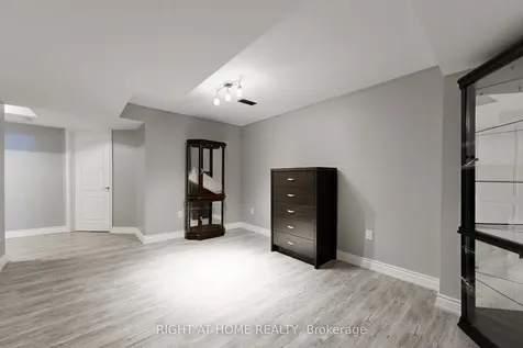 78 John W Taylor Avenue New Tecumseth ON L9R 0C9