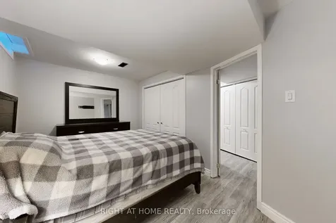 78 John W Taylor Avenue New Tecumseth ON L9R 0C9