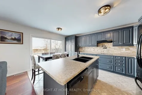 78 John W Taylor Avenue New Tecumseth ON L9R 0C9