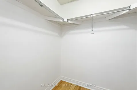 42 Comely Way Markham ON L3R 2L8