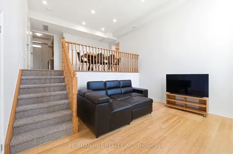 42 Comely Way Markham ON L3R 2L8
