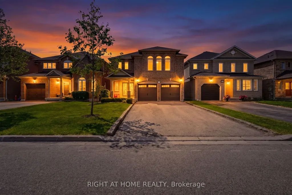 235 Montebello Avenue Vaughan ON L4H 1L6