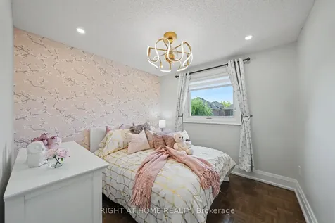 235 Montebello Avenue Vaughan ON L4H 1L6