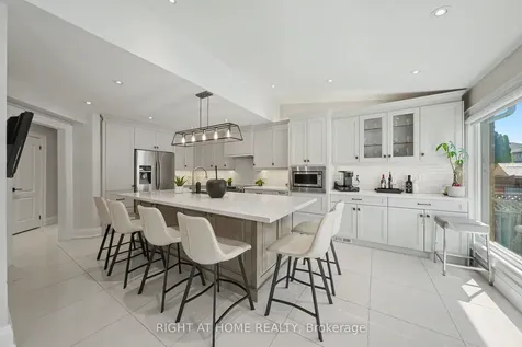 235 Montebello Avenue Vaughan ON L4H 1L6