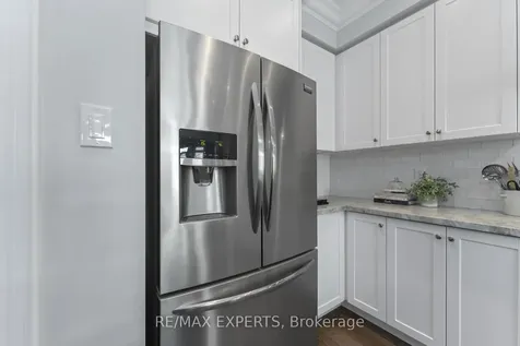 30 Zenith Avenue Vaughan ON L0J 1C0