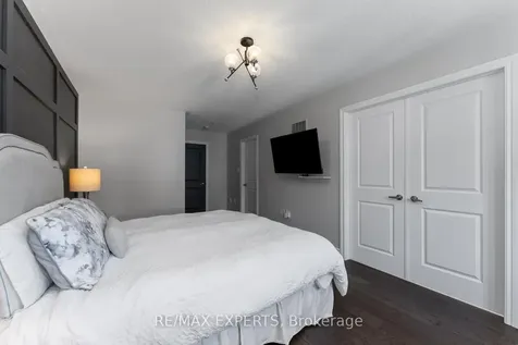 30 Zenith Avenue Vaughan ON L0J 1C0