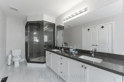 30 Zenith Avenue Vaughan ON L0J 1C0