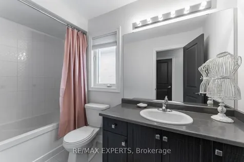 30 Zenith Avenue Vaughan ON L0J 1C0