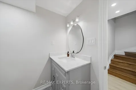 30 Zenith Avenue Vaughan ON L0J 1C0