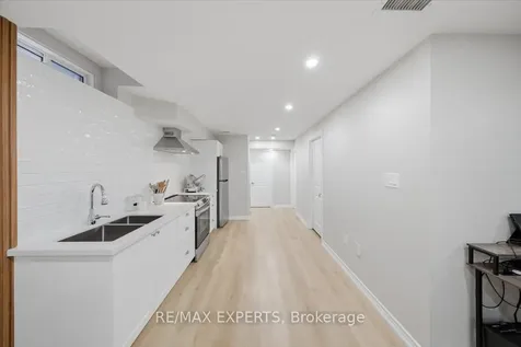 30 Zenith Avenue Vaughan ON L0J 1C0