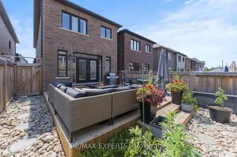 30 Zenith Avenue Vaughan ON L0J 1C0