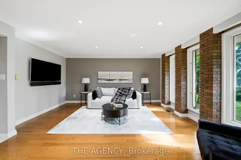23 Cedarwood Crescent King ON L0G 1N0