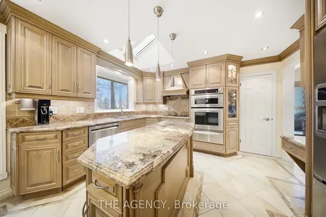 23 Cedarwood Crescent King ON L0G 1N0