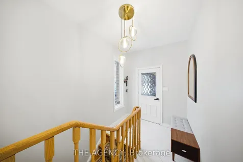 23 Cedarwood Crescent King ON L0G 1N0