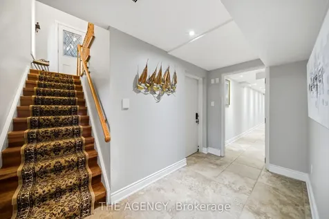23 Cedarwood Crescent King ON L0G 1N0