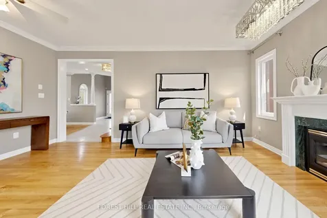 147 Silver Linden Drive Richmond Hill ON L4B 4H6