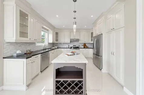 147 Silver Linden Drive Richmond Hill ON L4B 4H6