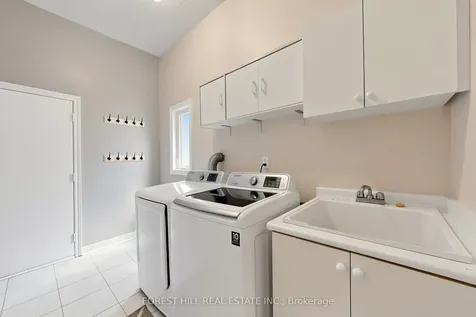 147 Silver Linden Drive Richmond Hill ON L4B 4H6