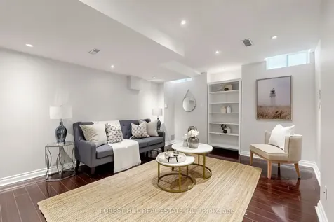 147 Silver Linden Drive Richmond Hill ON L4B 4H6