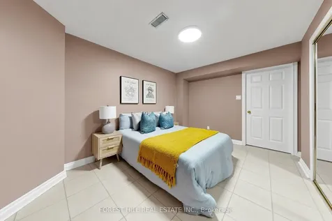 147 Silver Linden Drive Richmond Hill ON L4B 4H6