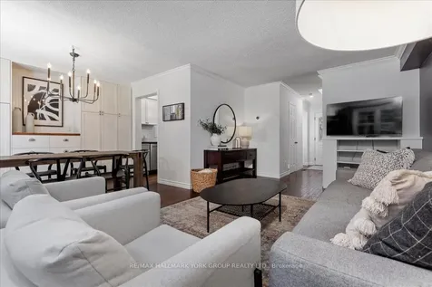 107 Natanya Boulevard Georgina ON L4P 3P9