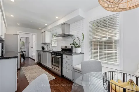 107 Natanya Boulevard Georgina ON L4P 3P9