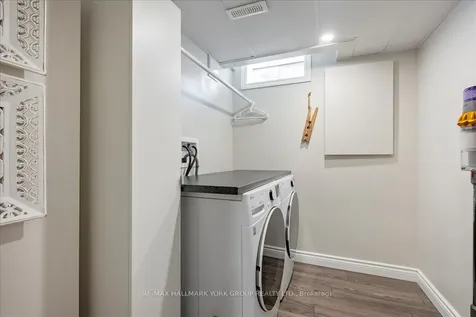107 Natanya Boulevard Georgina ON L4P 3P9